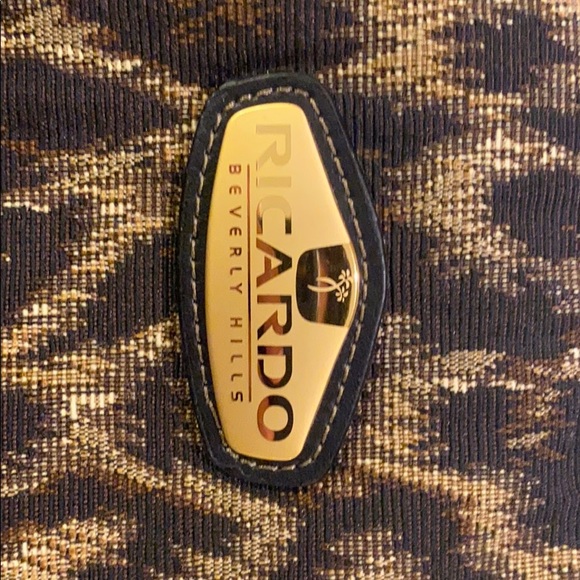 Tote - Picture 2 of 3